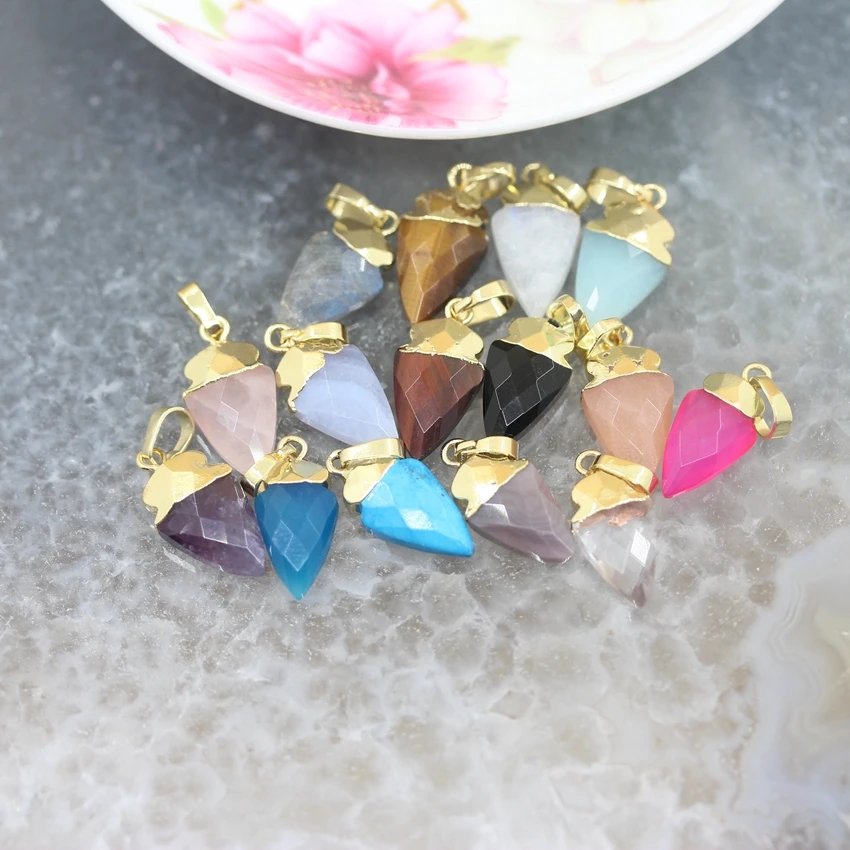 Серьги-подвески в виде стрел из природных камней позолоченные граненые