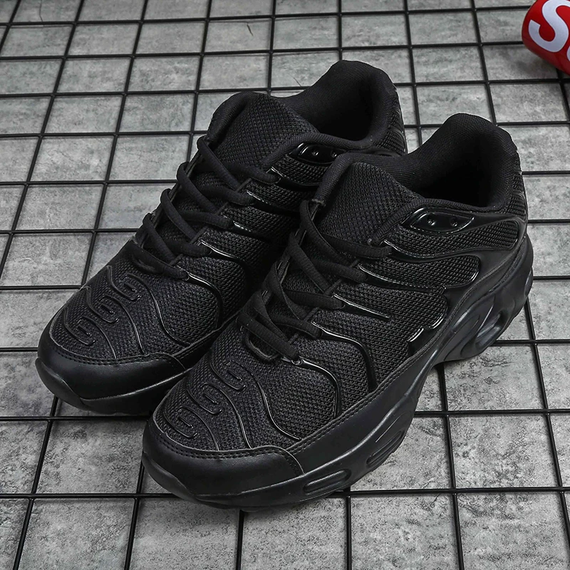 

Men Chunky Sneakers Solid Color Air Chshion Running Shoes Fashion Athletic Sport Trainers Outdoor Casual Shoes Size 39-47