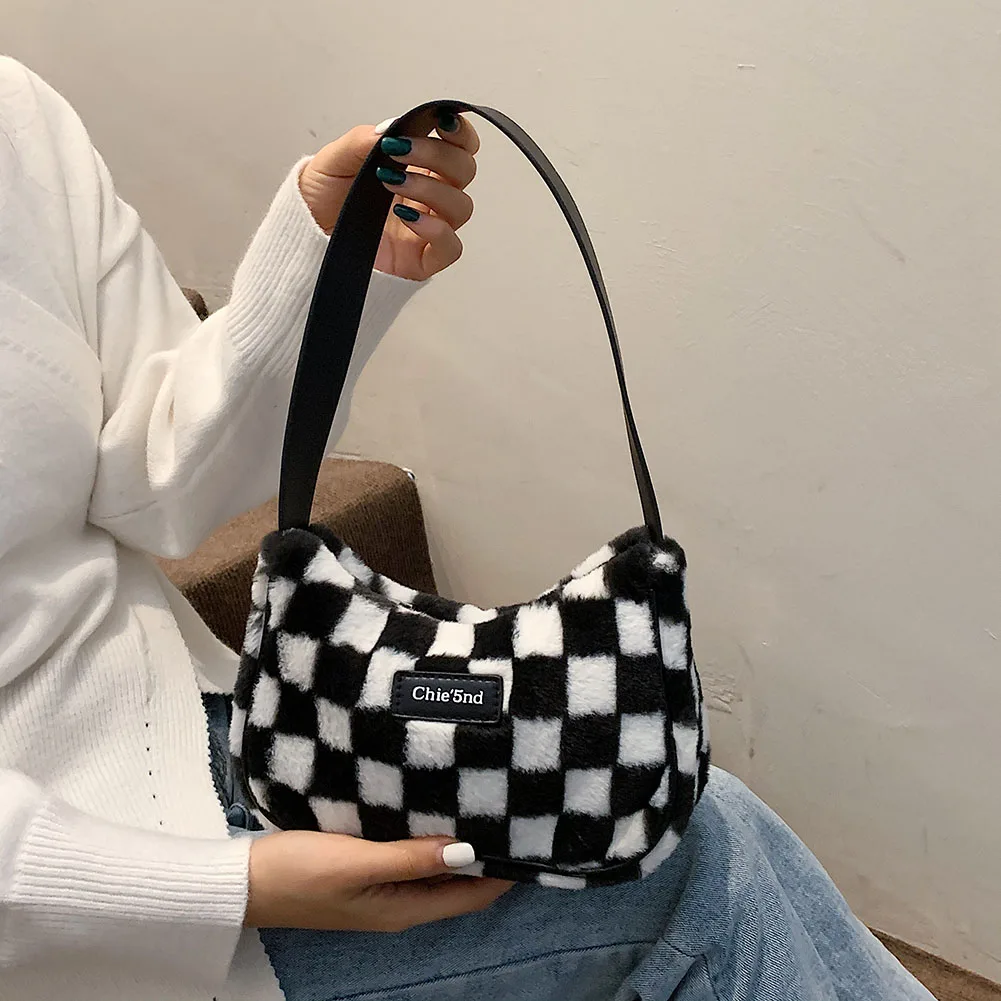 

Women's Bag Fashion Trend Exquisite Checker Print Shoulder Bag Women Autumn Winter Plush Underarm Bags Casual Small Handbags