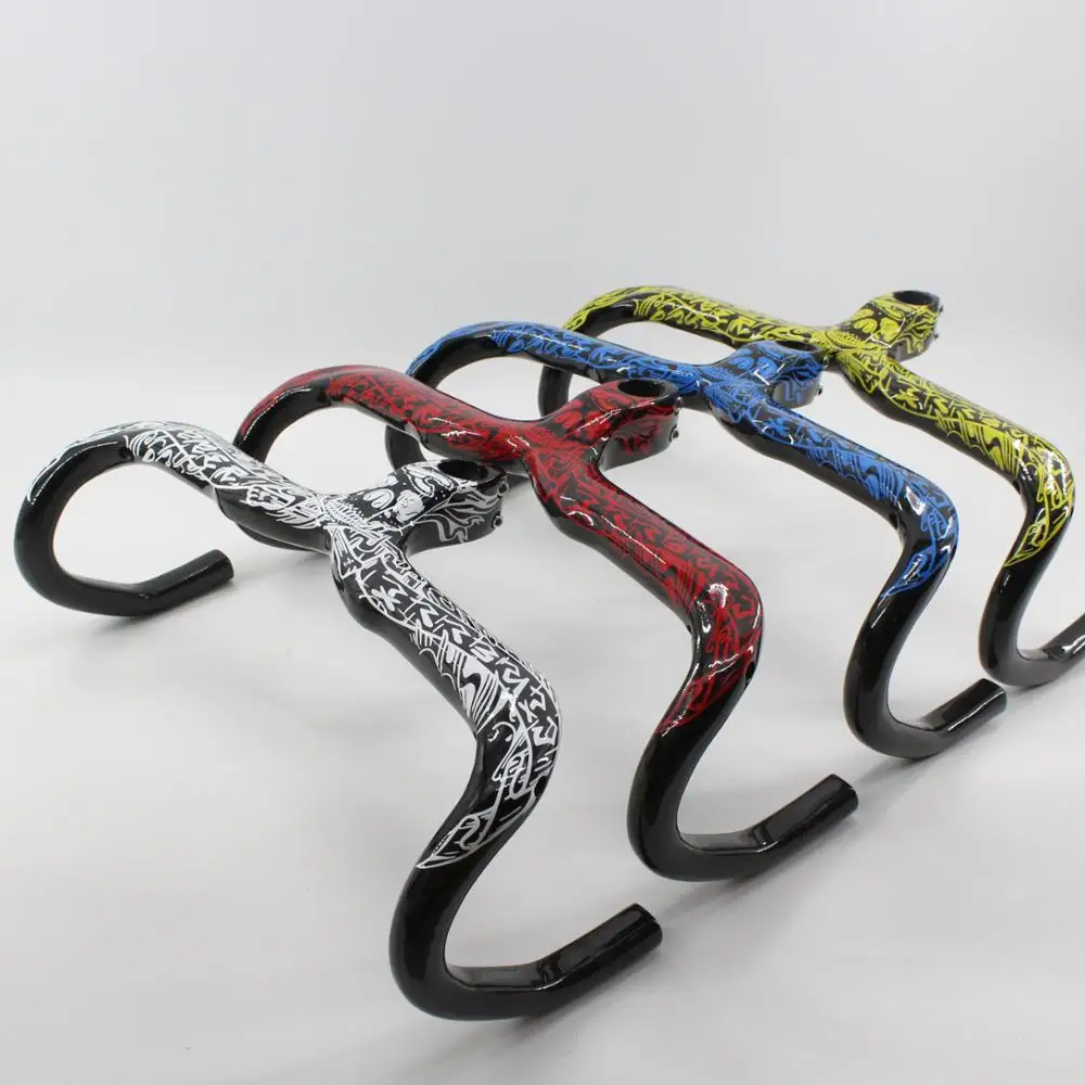 Дорожный велосипед с черепами выполненный по индивидуальному заказу 3K полностью