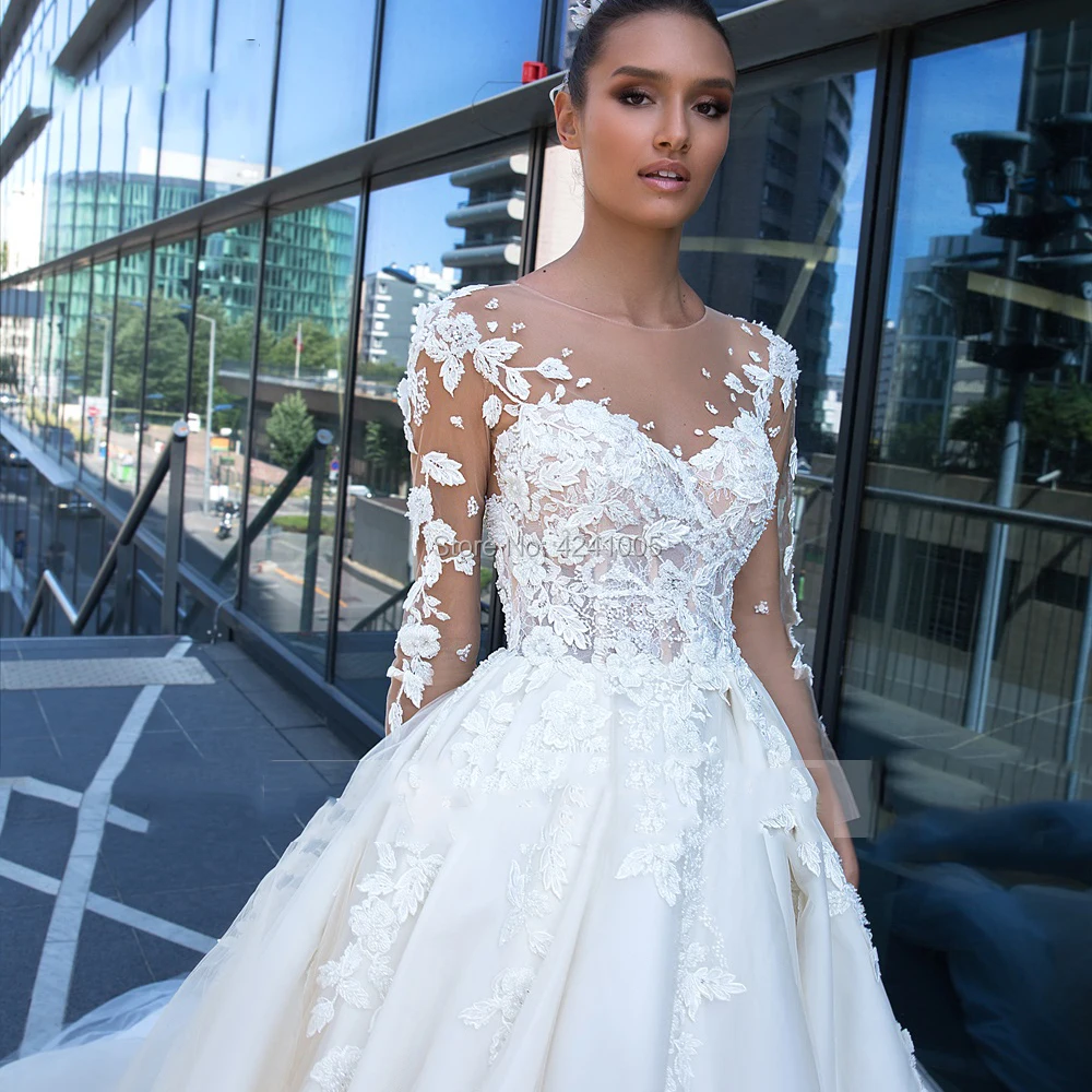 

Long Sleeve Vintage Wedding Dresses 2020 Luxury Appliques Beaded Court Train A Line Tulle Sexy Illusion Button Bridal Gown Dress
