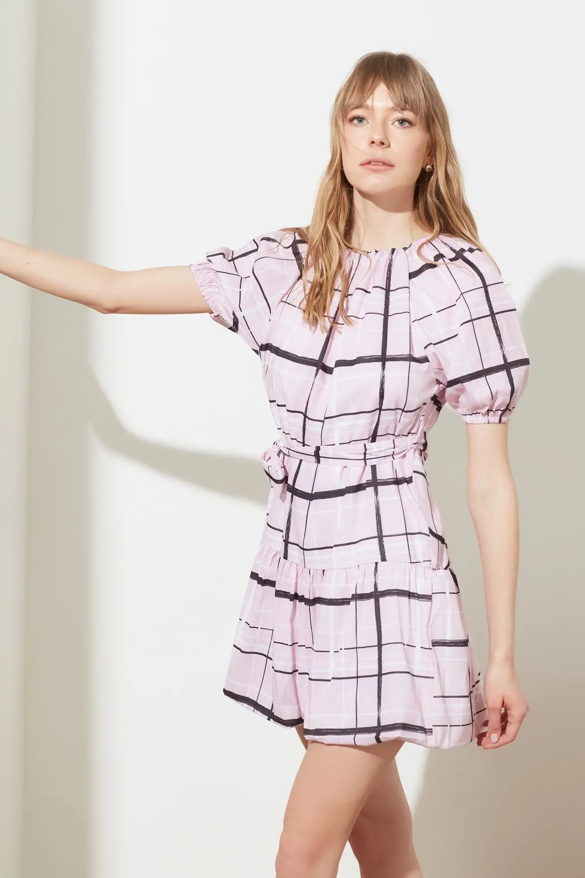 

Trendyol Belted Plaids Dress TWOSS21EL0920