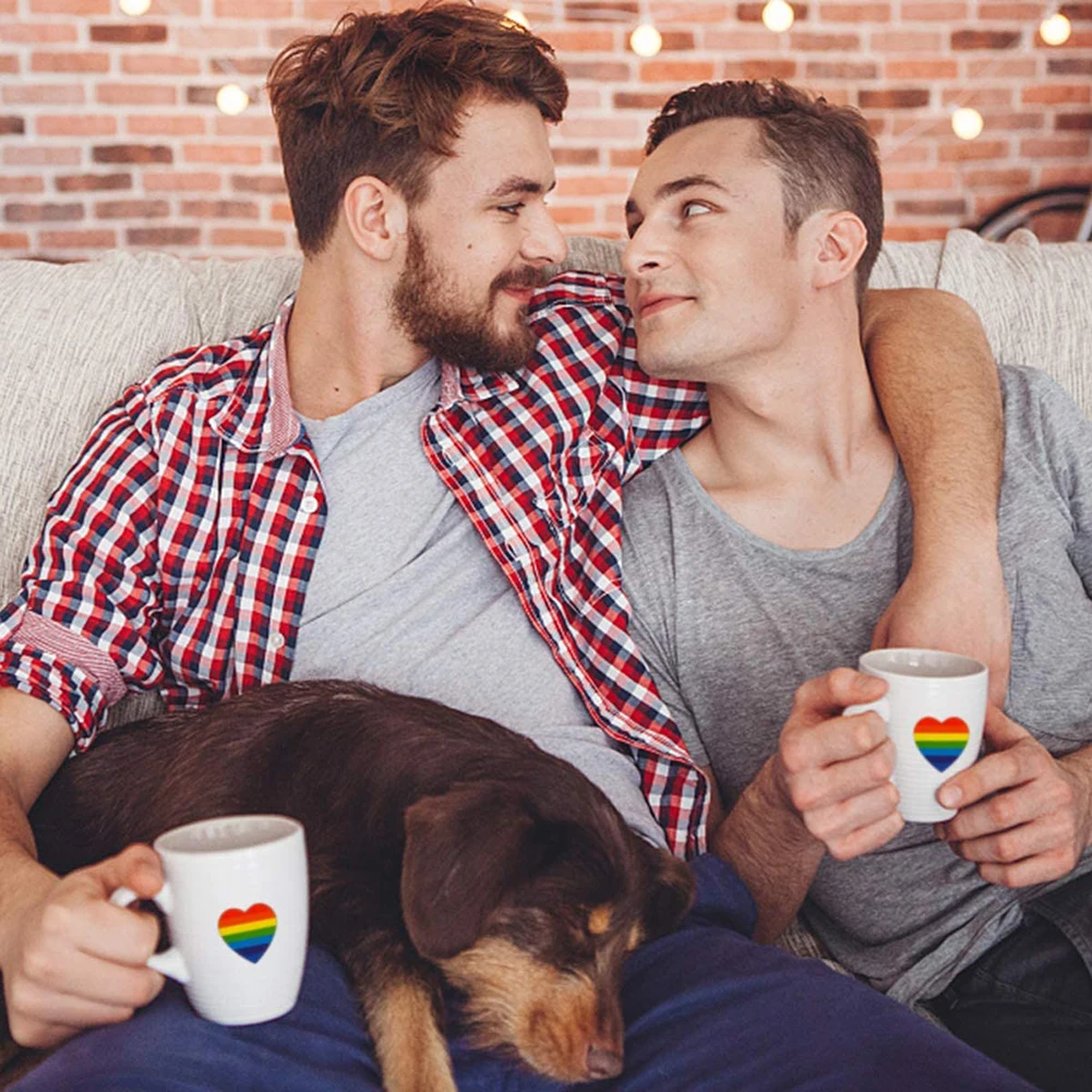 500 шт./рулон блеск гей наклейки Любовь Радуга в форме сердца этикетки для ко Дню