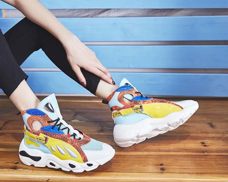 Шикарные женские кроссовки на платформе; модная повседневная спортивная обувь; высококачественные удобные дышащие кроссовки на платформе; женская обувь
