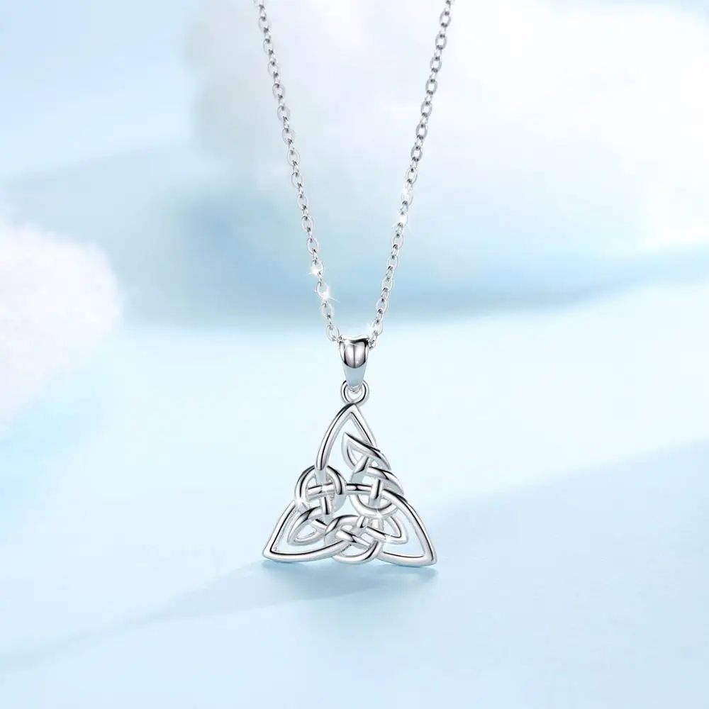 Ожерелье с геометрическим треугольником Eudora из стерлингового серебра 925 пробы