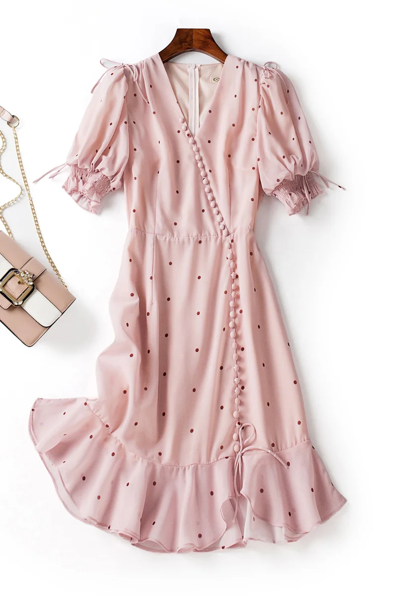 

the First Love Department Is the Bubble Sleeve Dress, the Goddess Fan Can Salt Can Be Sweet, the Small Fragrant Wind Skirt, the