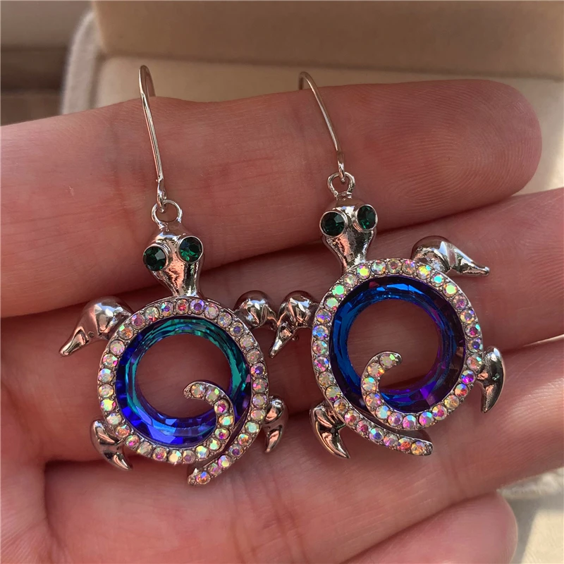 

Boho Female Rainbow Zircon Drop Earrings Dainty Silver Color Wedding Earrings Charm Crystal Sea Turtle Dangle Earrings For Women