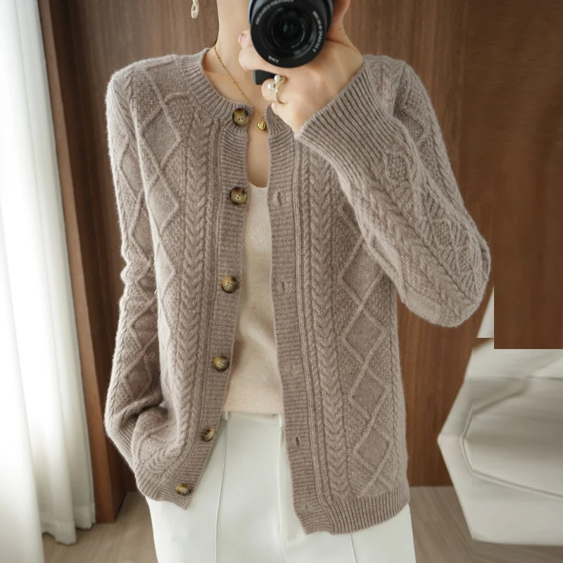 2021 Autumn and Winter New Low Round Neck 100 Pure Wool Cardigan Women's Loose Fashion Cable All-Match Knitted Top Ladies Jacket