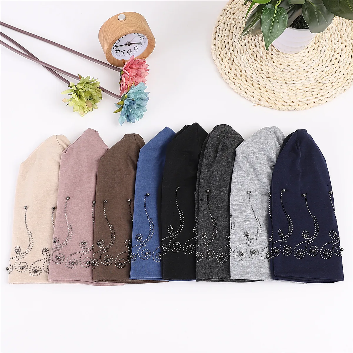 Зимняя женская шапка бини модные стразы с жемчугом хлопковые облегающие шапки