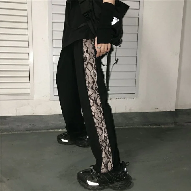 

HOUZHOU Hip Hop Pants Women Fashion Autumn Winter 2021 Gothic Splice Print Trousers Women Streetwear Casual Straight Leg Pants