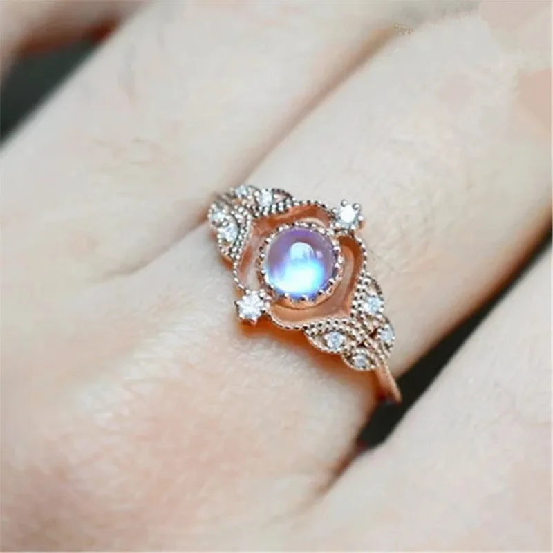 

Exquisite Moonstone Pair Rings Rose Gold Leaf Shape Rings For Women Bridal Set Romantic Engagement Wedding Fashion Jewelry Gift