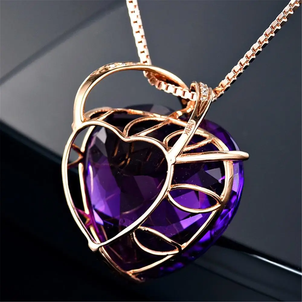 

Charm Temperament Ladies Exquisite Zircon Pendant Necklace Stylish Neck Decorative Jewelry Gift For Lover