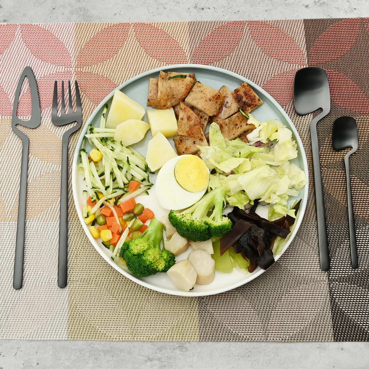 

32Pcs Matte Black Cutlery Set Knife Fork Spoon Dinner Tableware 304 Stainless Steel Dinnerware Bar Party Flatware Silverware Set