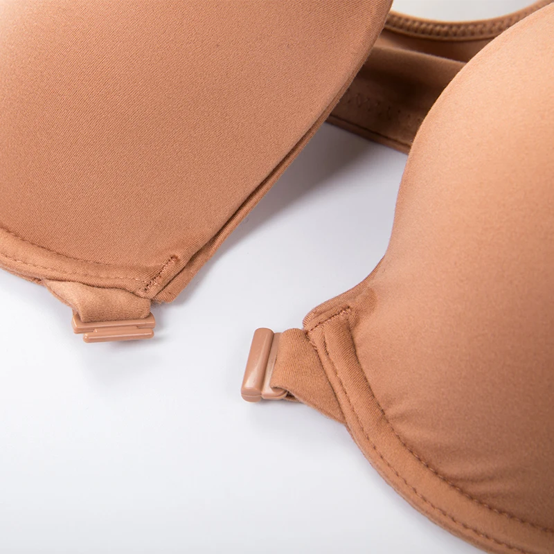 Комфортный женский бюстгальтер футболка на косточках с застежкой