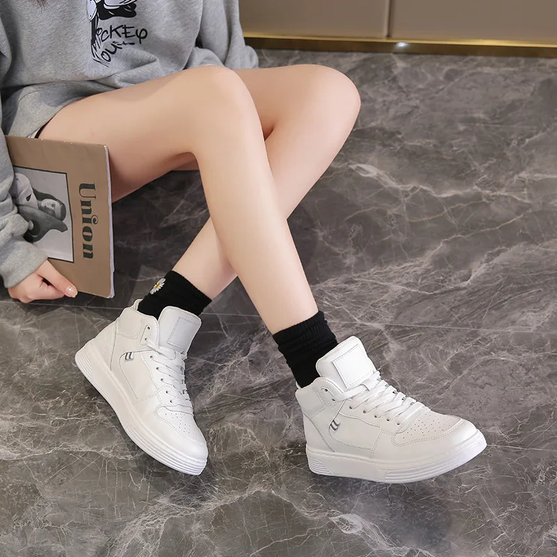 Women Shoes Fashion Sneakers Classics High-Top Shoes Women Lace-up Sapatos De Mujer Casual Loafers Skateboard Vulcanize Shoes