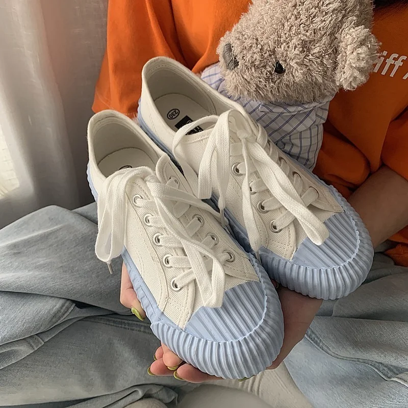 New Fashion Sneakers Women Canvas Shoes Classics Retro Style Woman Vulcanize Shoes Ladies Casual Loafers Female Student Trainers