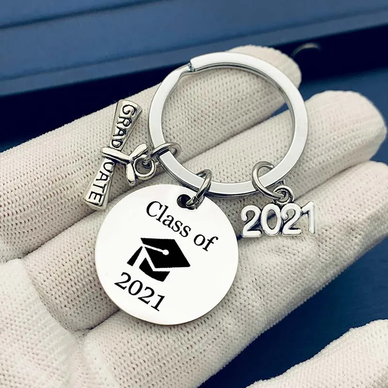 

New Fashion Class of Graduation Season Stainless Steel Keychain Opening Ceremony Best Gift for Classmates Friends 2021 Wholesale