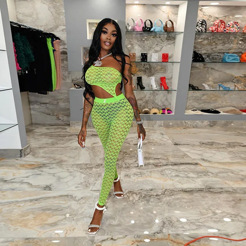 

Сексуальный однотонный прозрачный костюм с вырезами, короткий топ с косым плечом + брюки пуш-ап, комплект из двух предметов, Клубная одежда, осень 2021