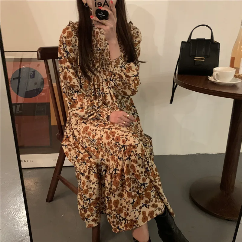 

SuperAen Retro Autumn Floral Print Turtleneck Full Mid-Calf Dress for Women