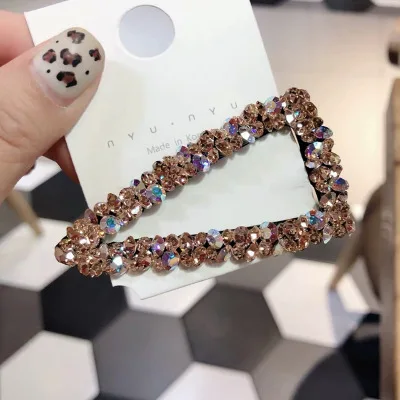 

Women Fashion Metal Hollow Hair Clip Triangle Rhinestones Hairpin Gold Silver Color Barrettes Hair Accessories Hair Styling Tool