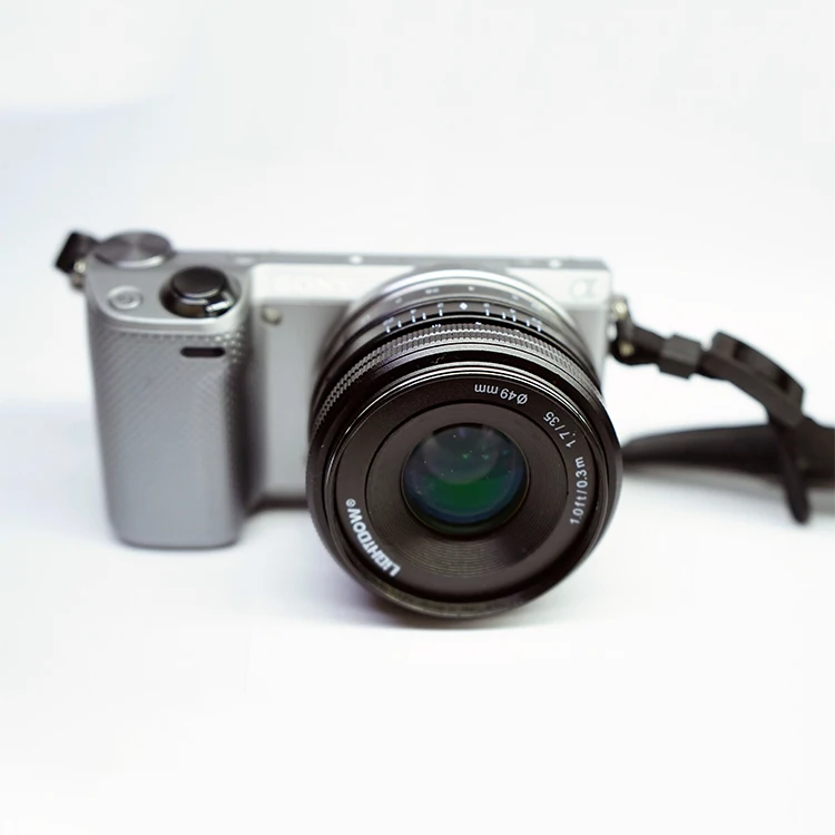 

Hot Sell Now Mirrorless Digital Camera 35Mm F/1.7 Lens
