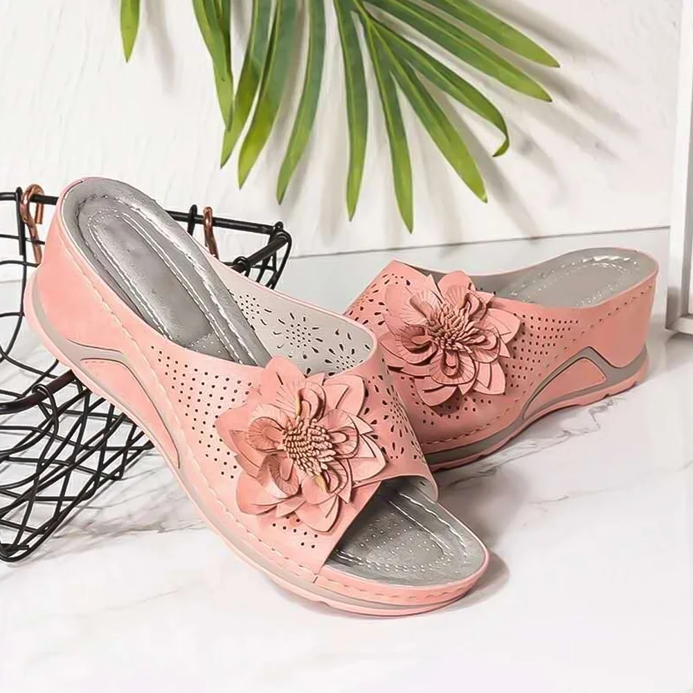 Meijuner New Style Ladies Sandals Hollow Wedges Casual Sandals Flower Beach Shoes Indoor Outdoor Female Slippers