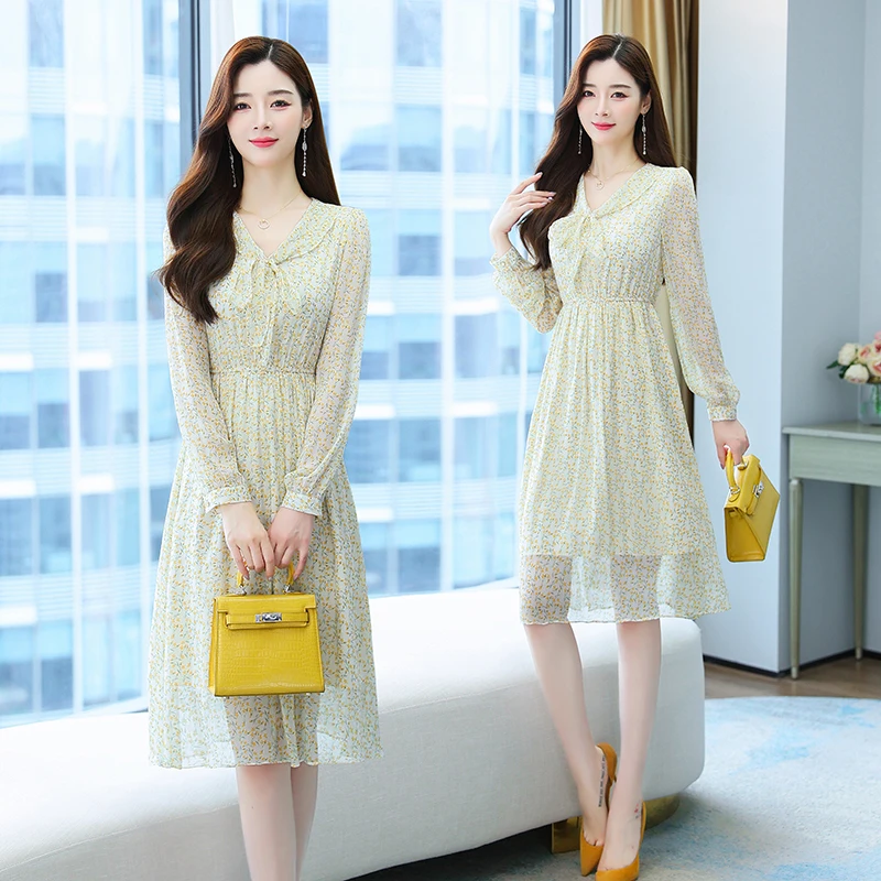 

Осеннее женское платье, новинка весны 2021, офисные женские платья во французском стиле с длинным рукавом и цветочным принтом, платье с V-образ...