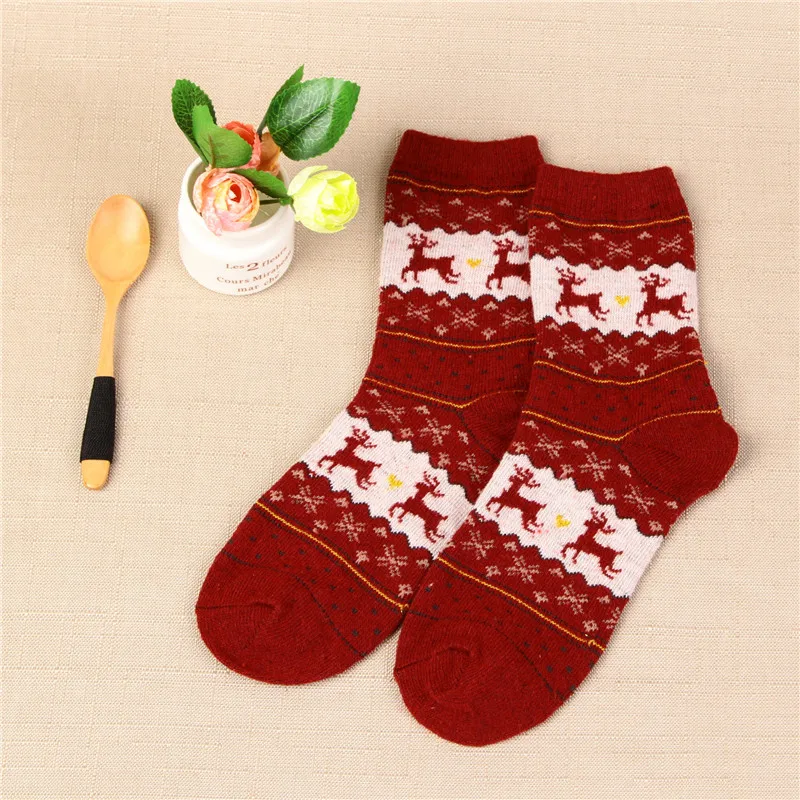 

1Pair Warm Women Socks Striped 3D Socks Autumn Winter Style Christmas Winter Socks For Woman Female Happy Sock Calcetines Meias
