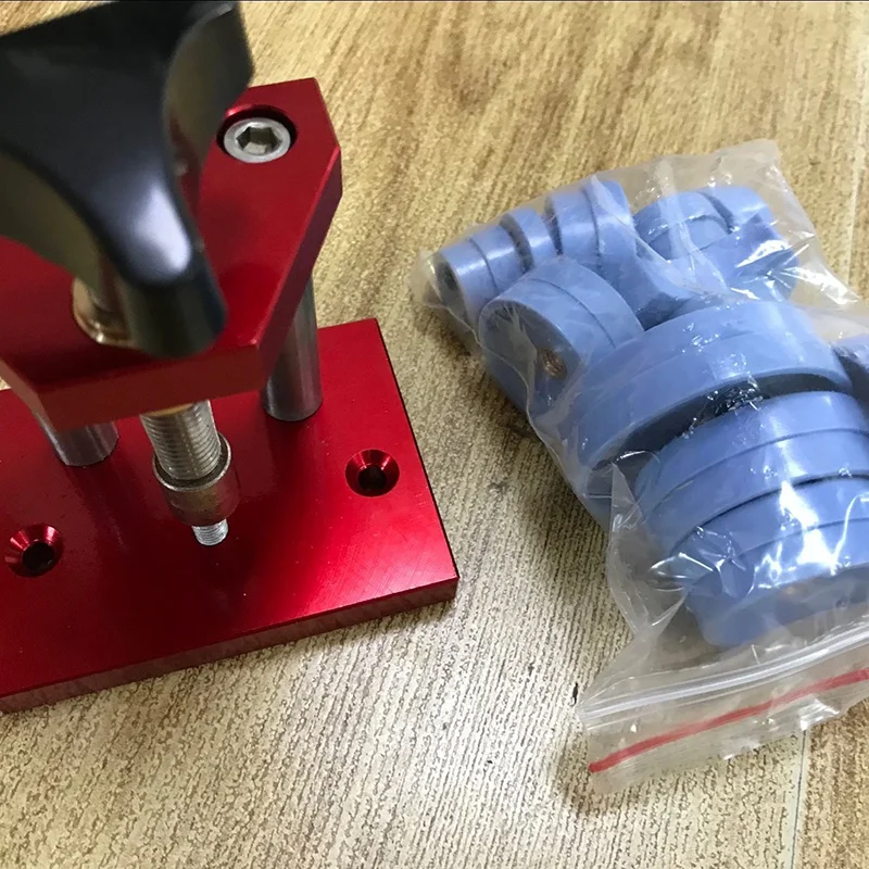 Чехол для часов Mini press Press Medium Heavy Duty с 12 нейлоновыми матрицами ремонта