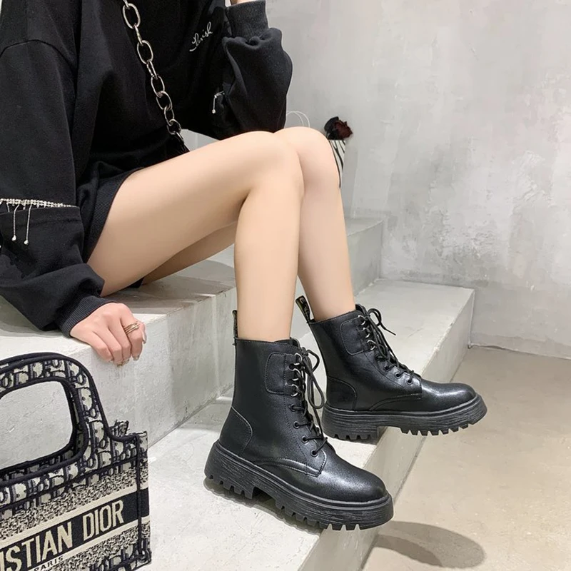 

Women's Warm Martin Boots Female Black Elastic Band Thick-soled Non-slip Wear-resistant Warm Boots Ladies Winter Leather Boots
