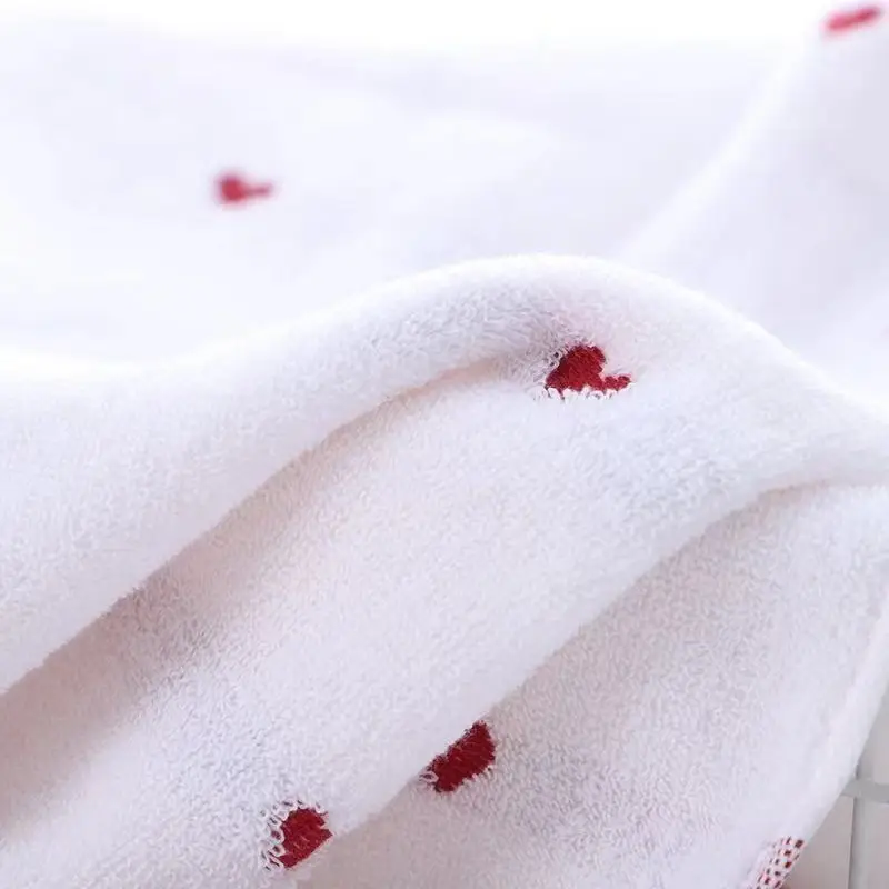 

Hearted cotton bath towel 140*70 cotton bath towel for men and women male and female extended size thickened soft couples childr