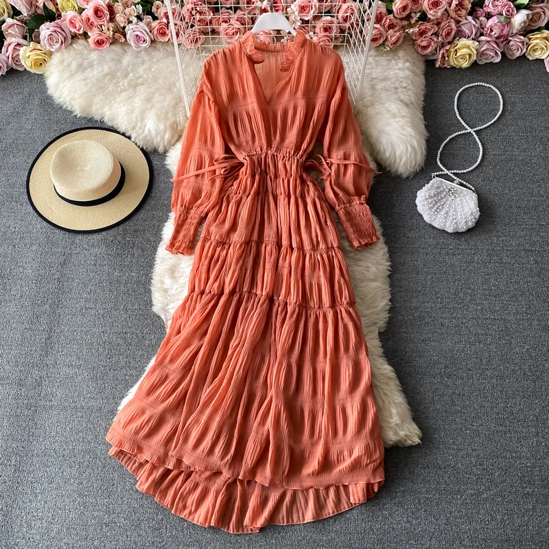 

Платье-Макси Шифоновое Плиссированное с длинными рукавами и V-образным вырезом