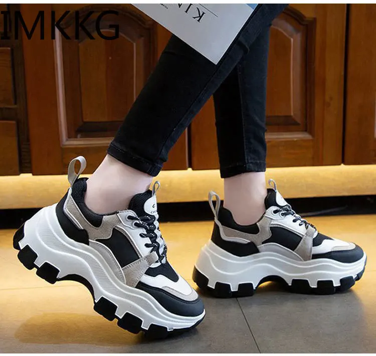 Кроссовки женские на шнуровке повседневная Нескользящая спортивная обувь