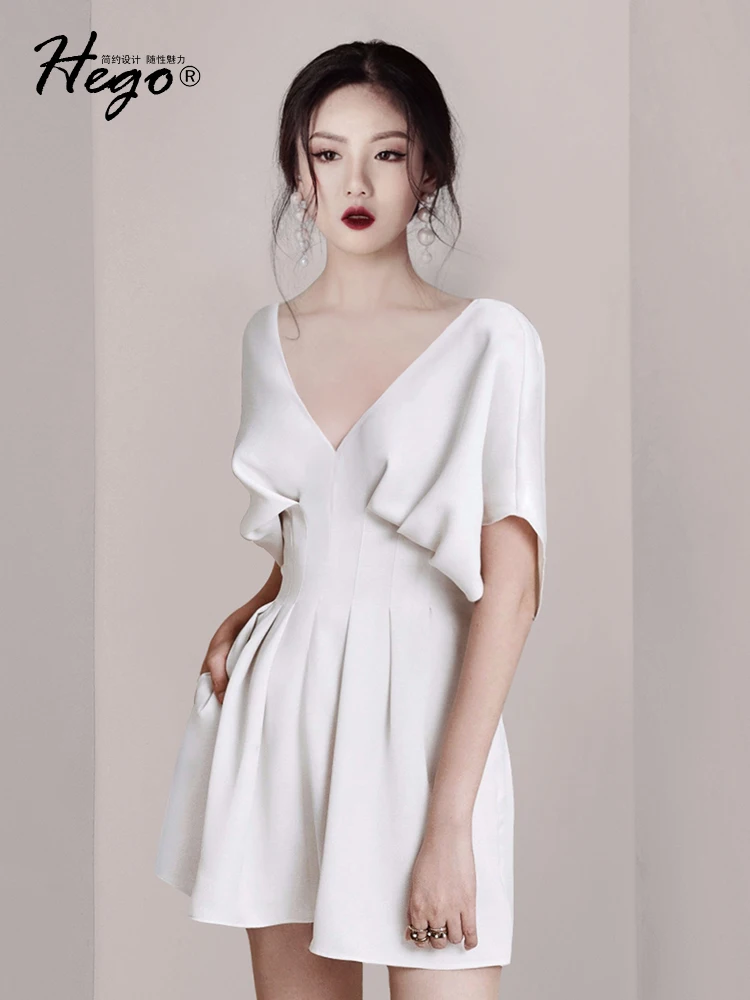 

Новинка лета 2021, стильное пикантное Белое Облегающее и короткое платье с V-образным вырезом и коротким рукавом