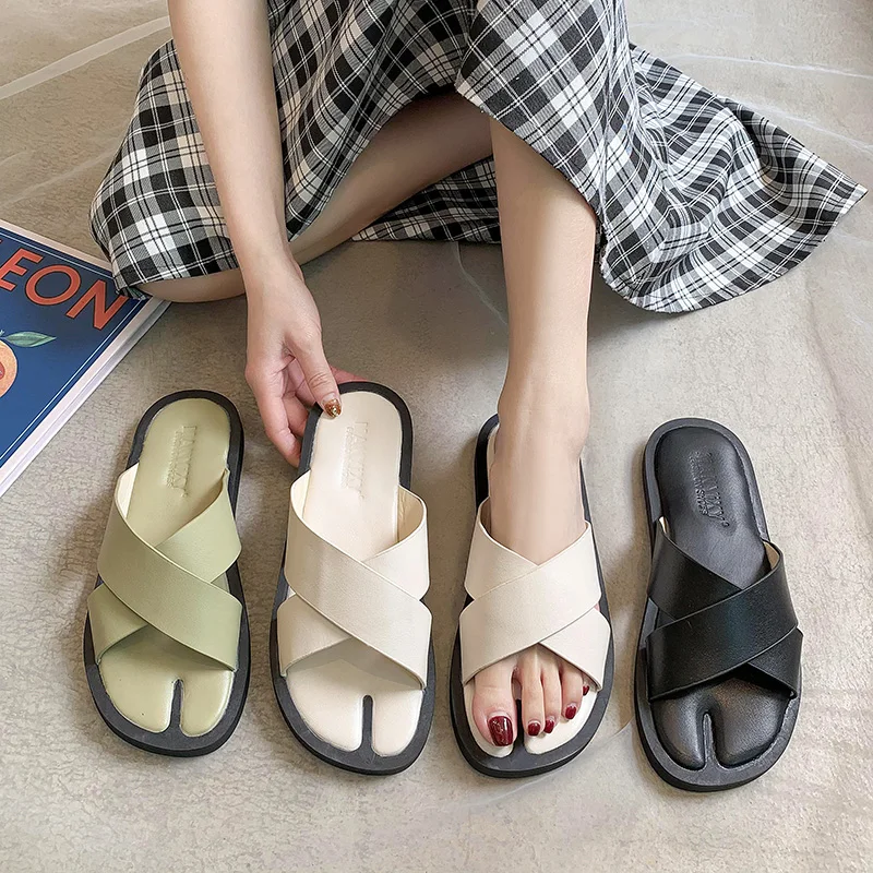 

Shoes Woman 2021 Slippers Casual Low Pantofle Shale Female Beach Luxury Flat Soft New Sabot Rome Slides Fashion PU Basic
