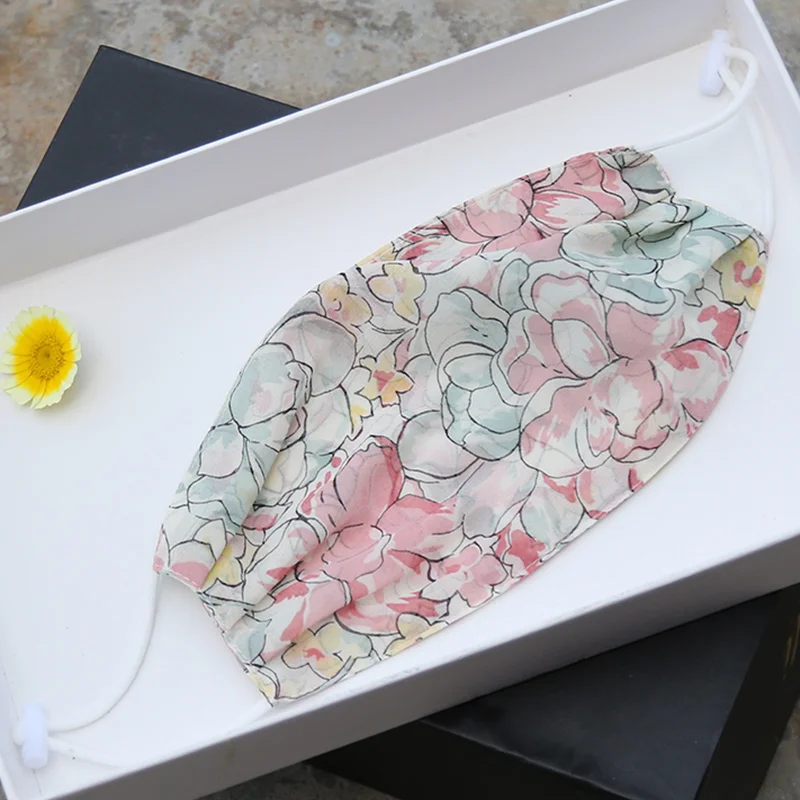 [Низкая цена] [глобальная бесплатная доставка] 2 шт. шелковая маска с принтом |