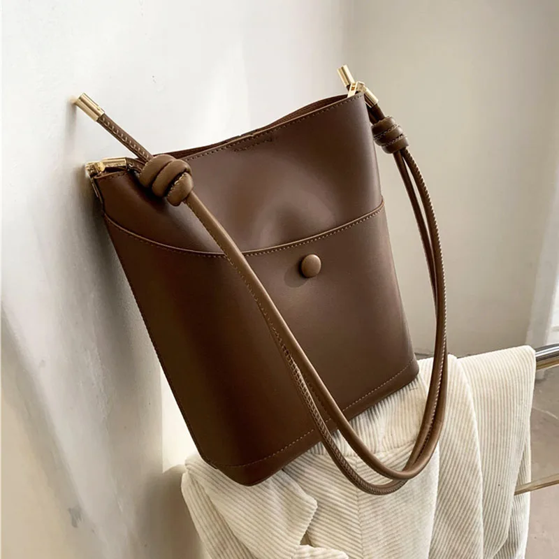 

Designer Luxury Women Bucket Handbags PU Single Shoulder Bag Crossbody Large Capacity Ladies Messenger Solid Color Handbag