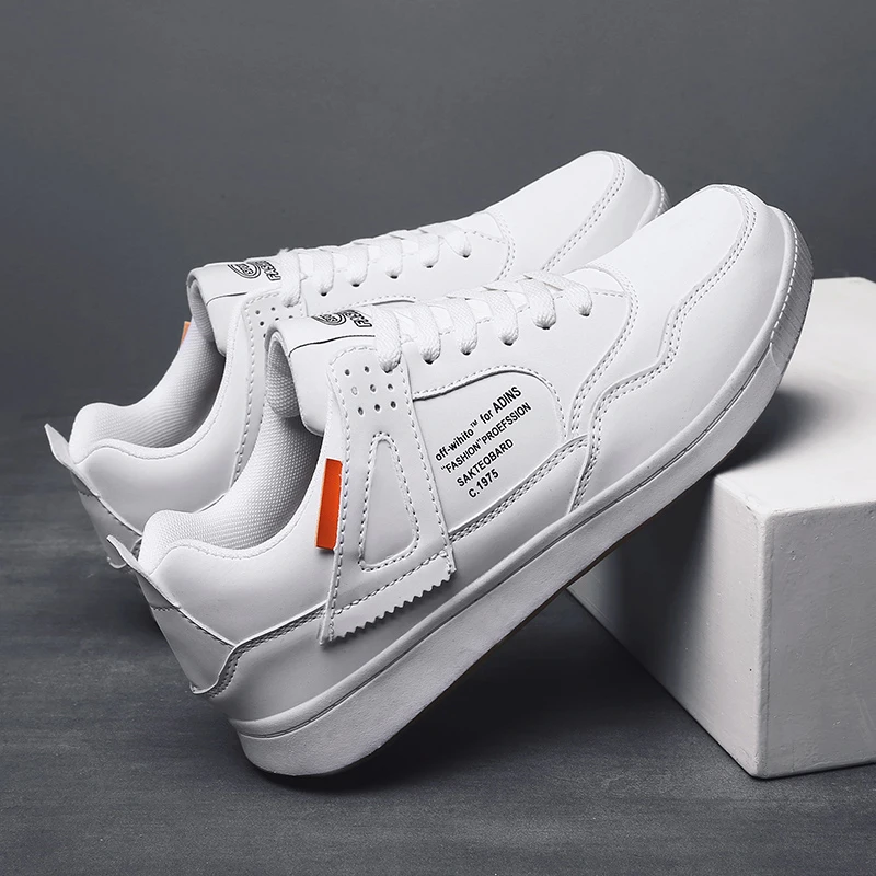 

Men's Vulcanized Sneakers Flat Comfortable Shoes Men Fashion Sneakers Zapatillas Hombre