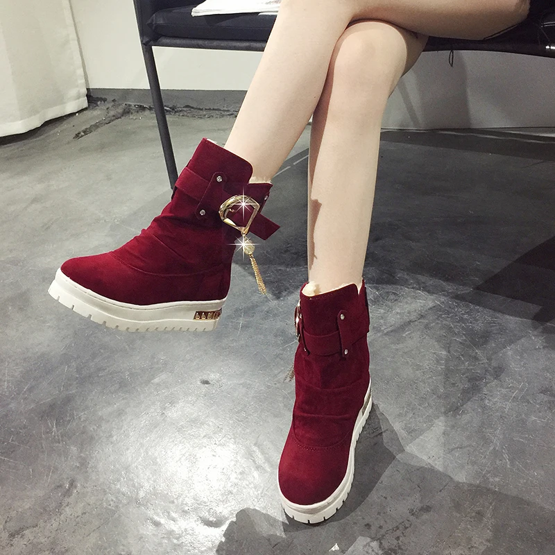 Шикарные ботильоны с металлическими кисточками женские ботинки увеличивающие