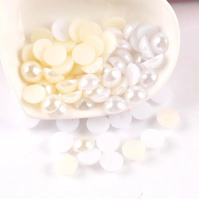 Белое бежевое полукруглые разноцветные плоские с оборота перламутровые бусинки