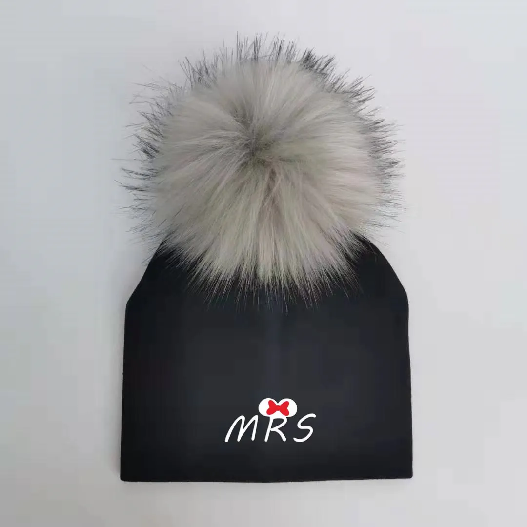 1 gray pom black mrs Хлопковые шапки для новорожденных, Детские помпоны, реквизит для фотосессии, кружки мистер и миссис, детские шапки, аксессуары для мальчика, шапочка для маленьких девочек, детские шапки - Цвет: 1 gray pom black mrs
