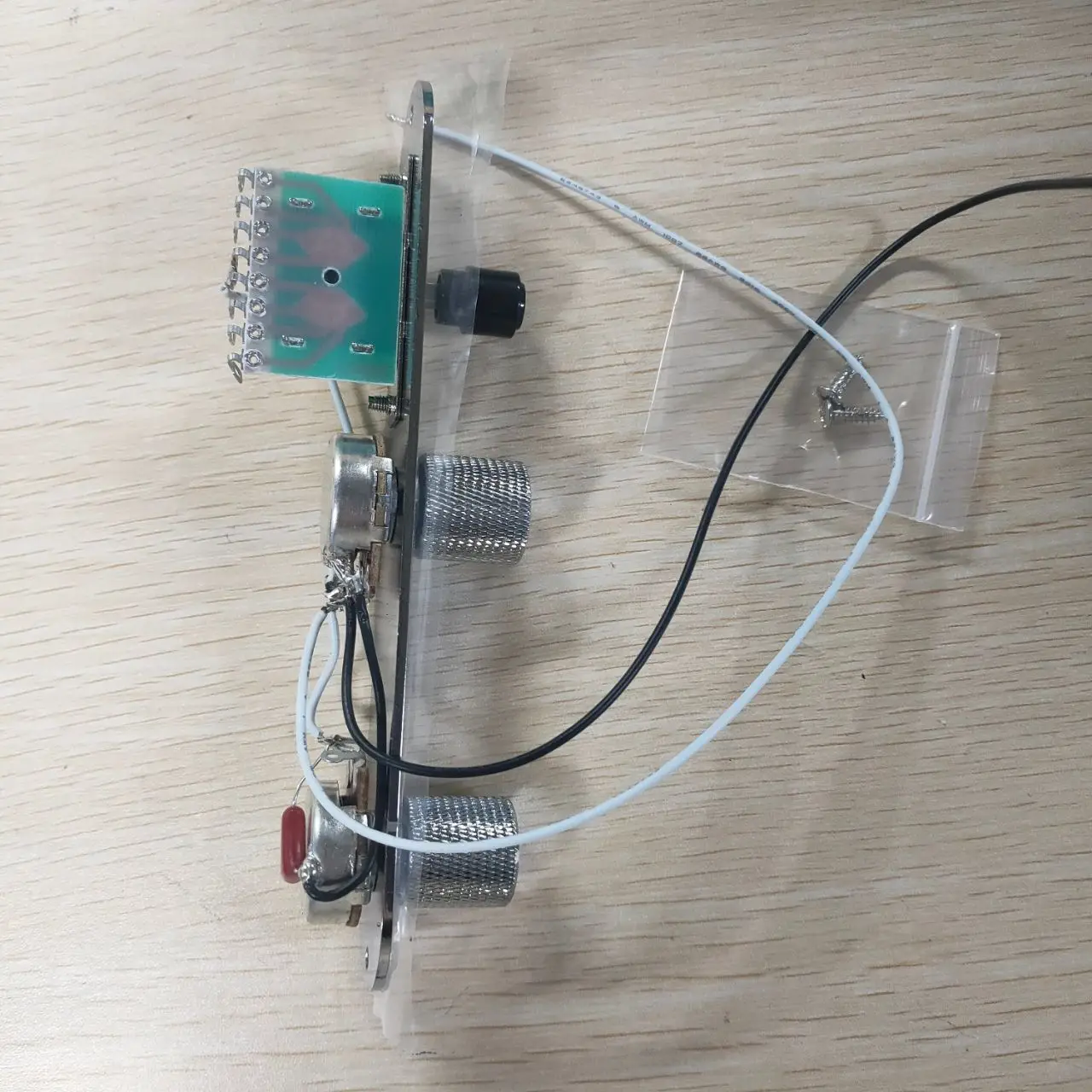 Новинка хромированный предварительно загруженный телефон с 3-позиционным