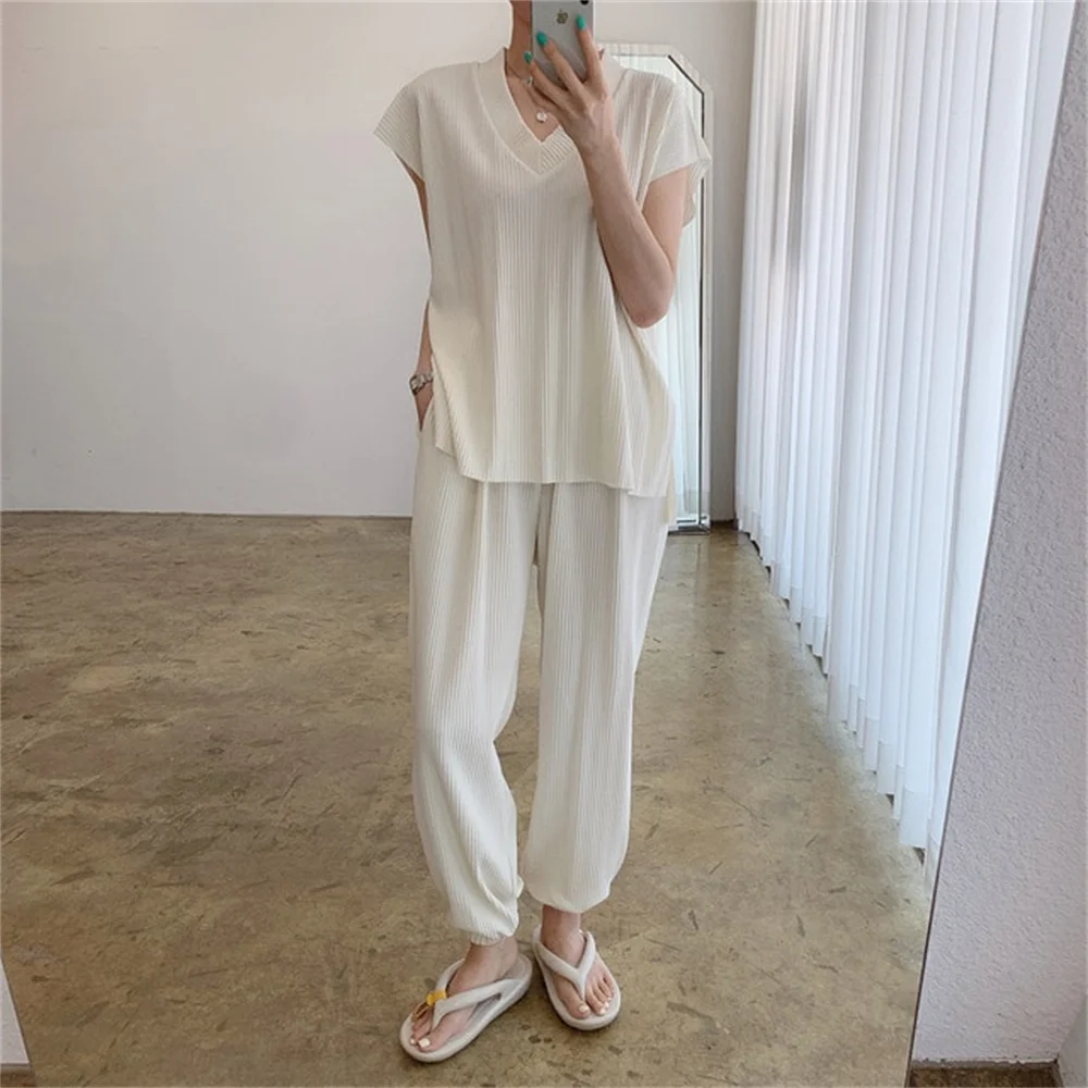 

HziriP Fashion Femme Hot Casual Chic 2021 Trendy V-Neck Slim Lady Tops+ Elastic-Waist Loose Solid Pants Suits 2 Piece Sets