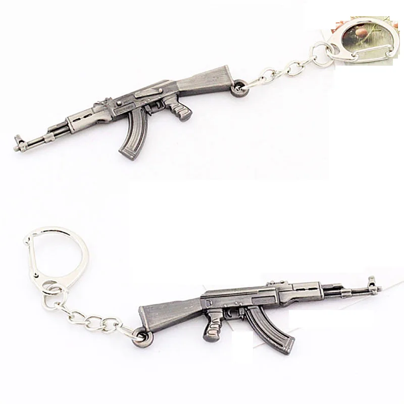 Ключница в форме оружия Novelty Weapon Gun Keychain CF AK47 Mode Pendant Key Chain Chaveiro Holders Ring For Men'S Gifts размером 6 см.