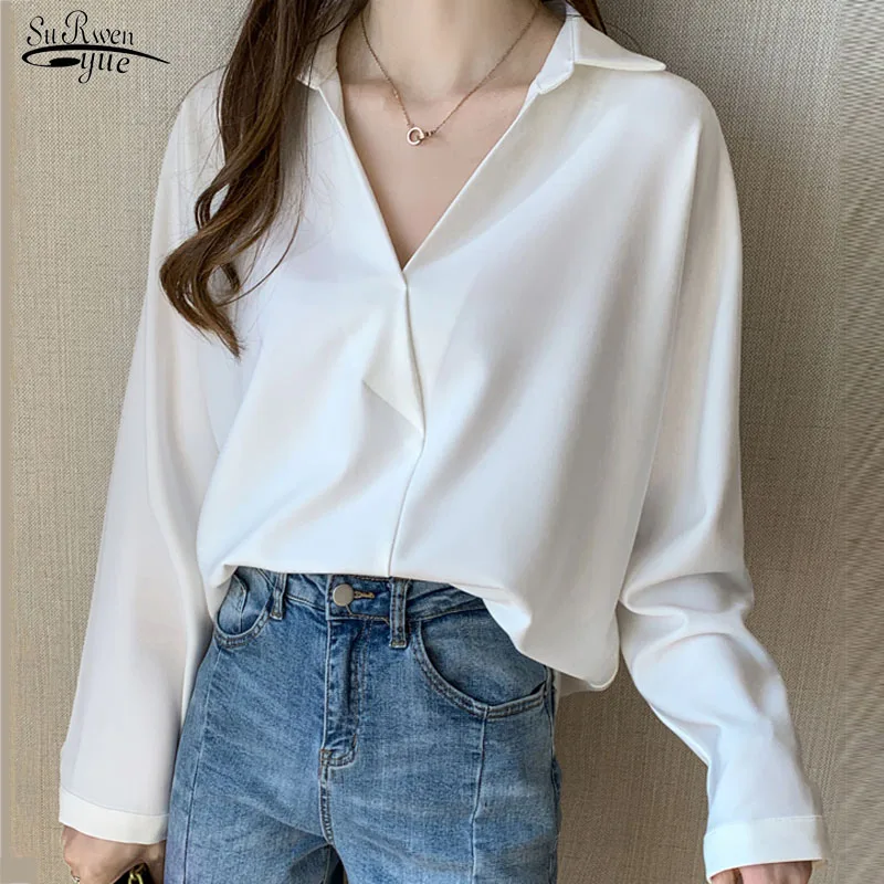 

Blusas 2020 Autumn New Korean Loose Long Sleeve V-neck White Shirts Women Office Lady Solid White Blouses Fashion Tops 10511