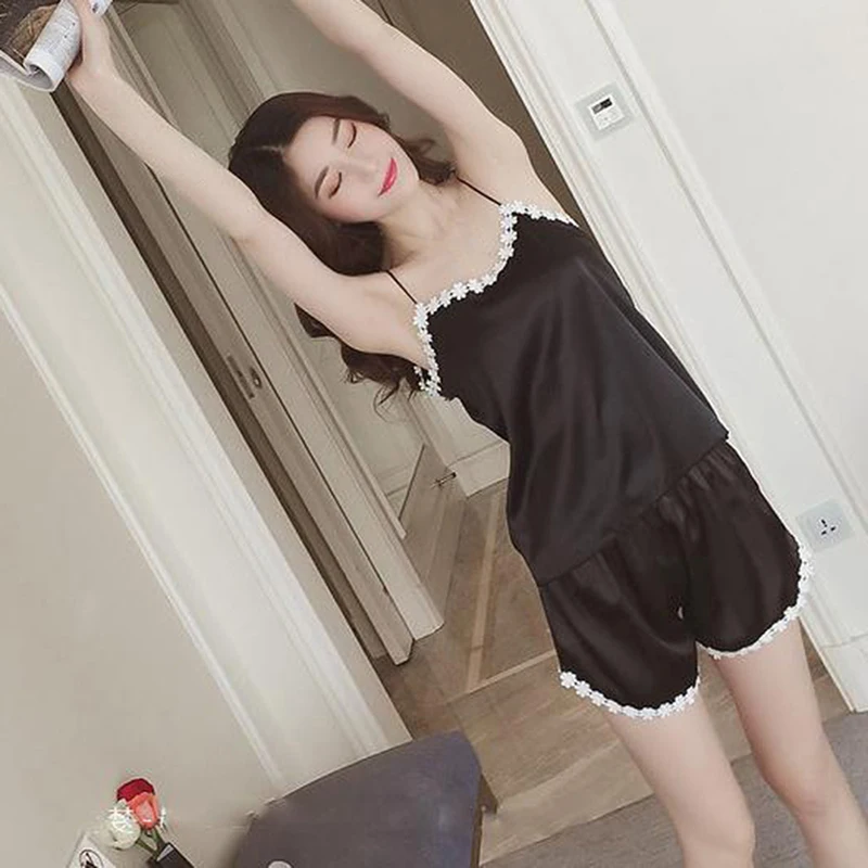 

Сексуальный Атласный пижамный комплект, белая кружевная шелковистая и удобная Пижама для топа и шорт, женская одежда для сна