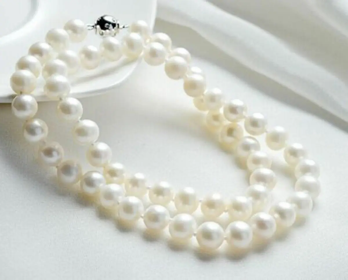 Classic 9-10MM south sea natural round white freshwater pearl necklace 19inch