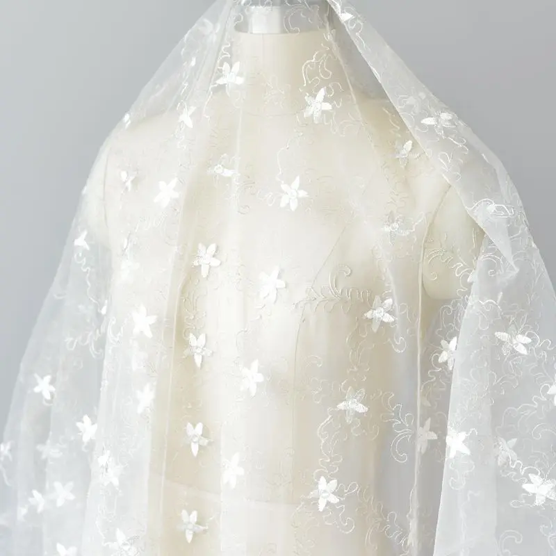 Пятиконечная звезда с золотой нитью кружевом швейцарская сетчатая вуаль