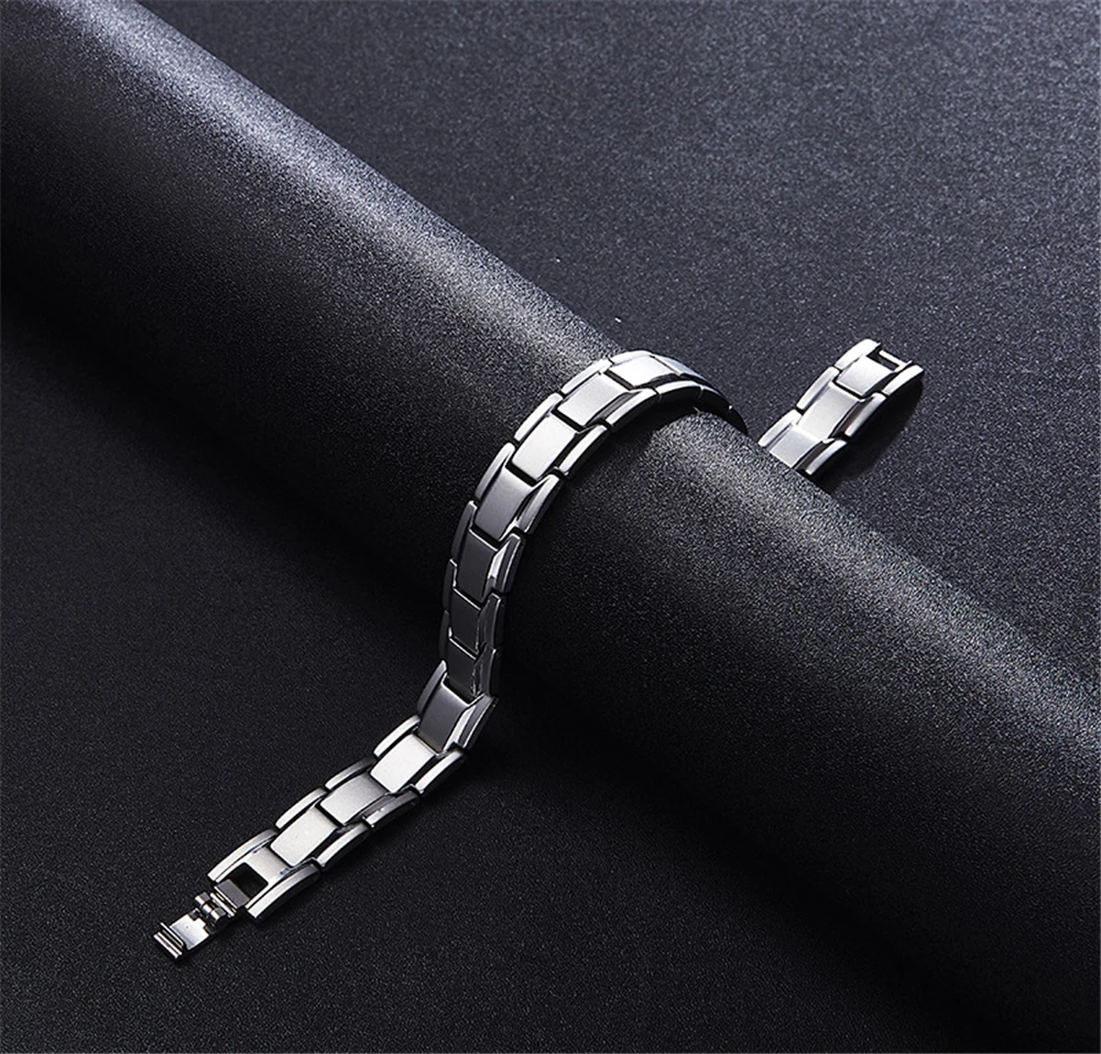 

Loredana High-end Delicate Magnetic Stainless Steel Bracelet For Men.Boutique Bracelets Are The First Choice For Successful Men