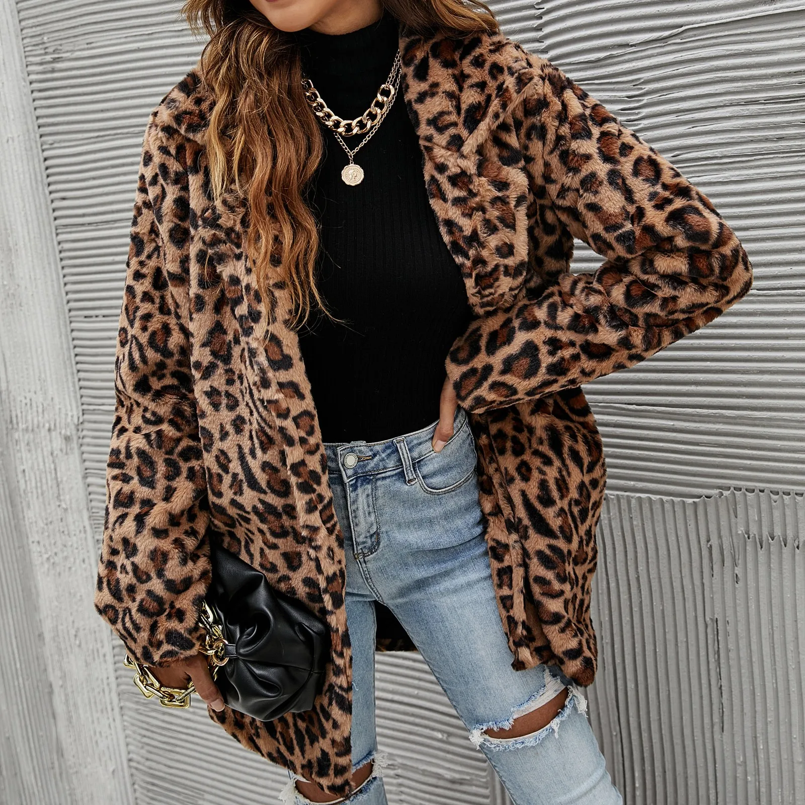 

Шикарные леопардовые короткие меховые пальто и куртка для женщин зима 2021 модное плюшевое пальто с отложным воротником женские теплые откры...